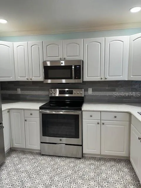 2819 ELIZABETH AVENUE Orlando, FL 32804