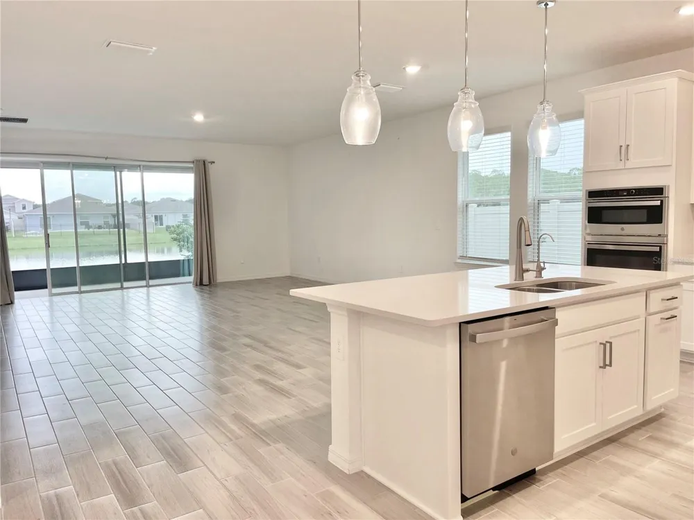 4698 CORAL HARBOUR ROAD Kissimmee, FL 34758