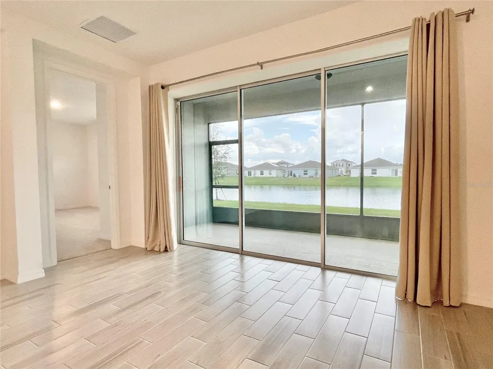 4698 CORAL HARBOUR ROAD Kissimmee, FL 34758