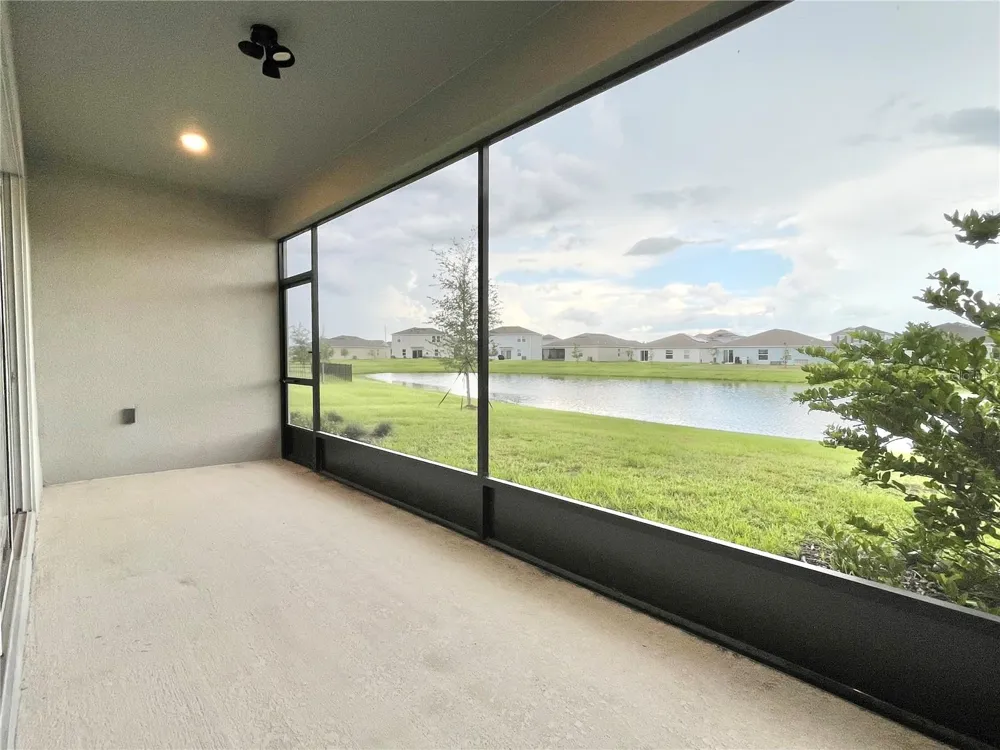 4698 CORAL HARBOUR ROAD Kissimmee, FL 34758
