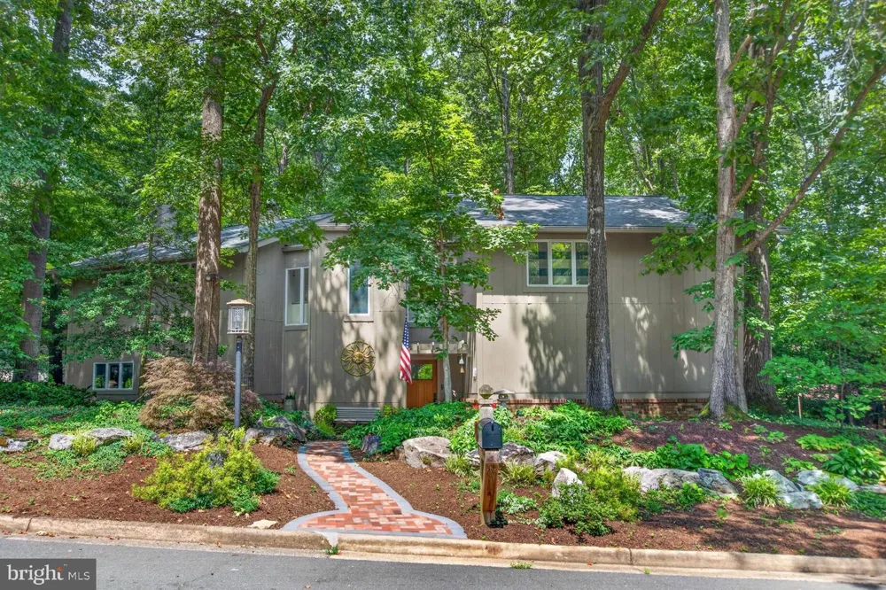 11424 PURPLE BEECH DRIVE Reston, VA 20191