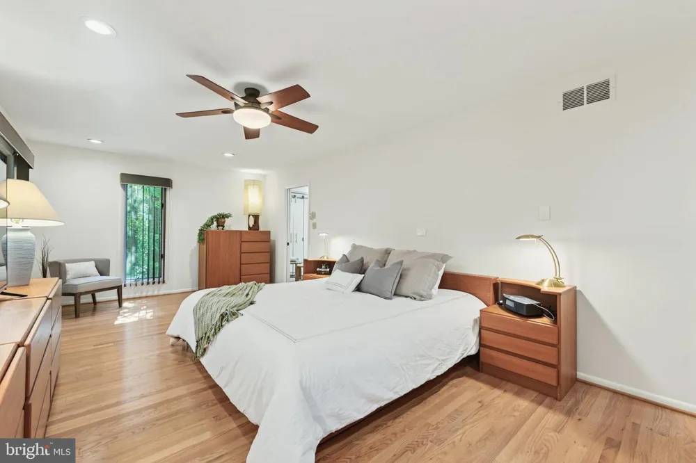 11424 PURPLE BEECH DRIVE Reston, VA 20191