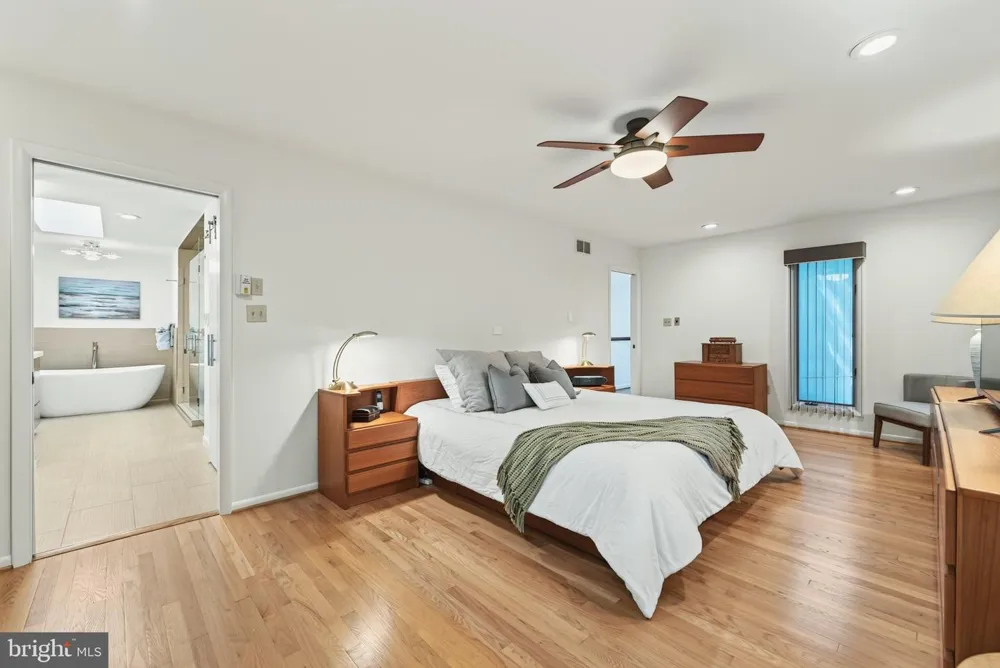 11424 PURPLE BEECH DRIVE Reston, VA 20191