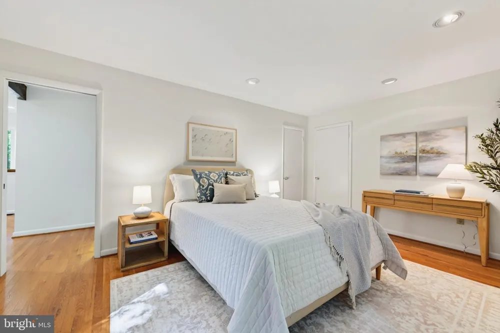 11424 PURPLE BEECH DRIVE Reston, VA 20191
