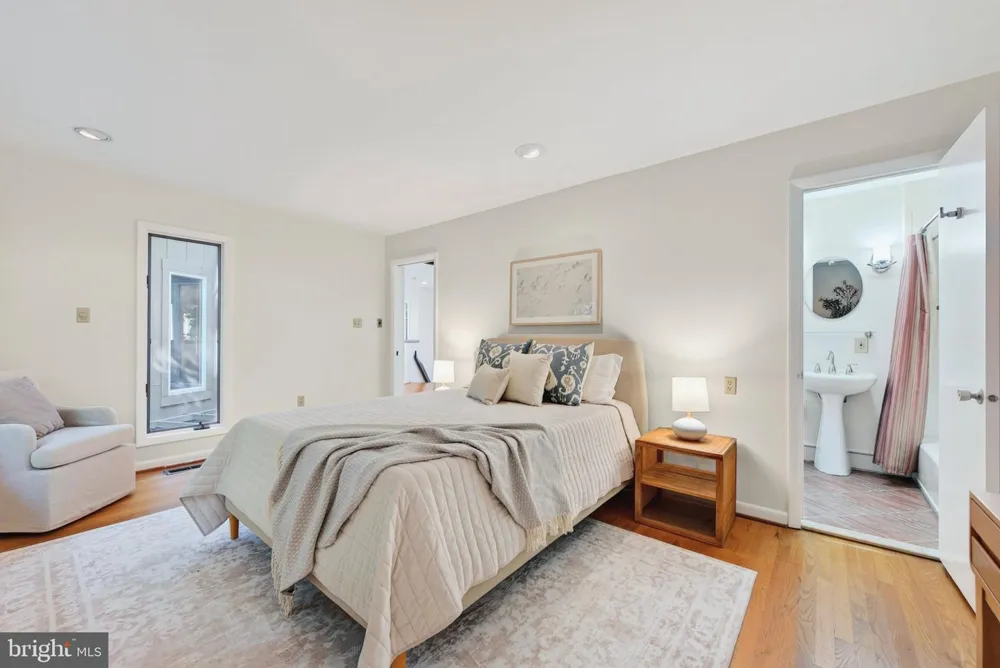 11424 PURPLE BEECH DRIVE Reston, VA 20191