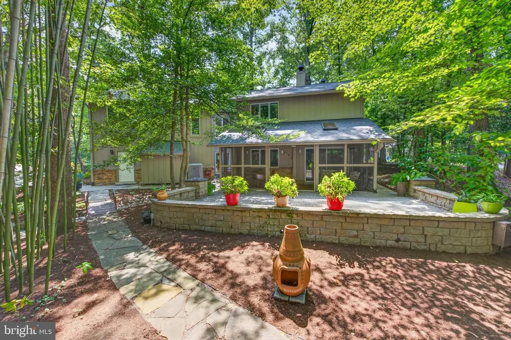 11424 PURPLE BEECH DRIVE Reston, VA 20191