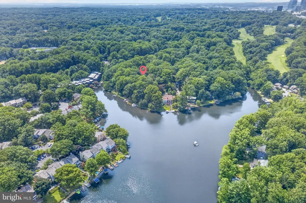 11424 PURPLE BEECH DRIVE Reston, VA 20191