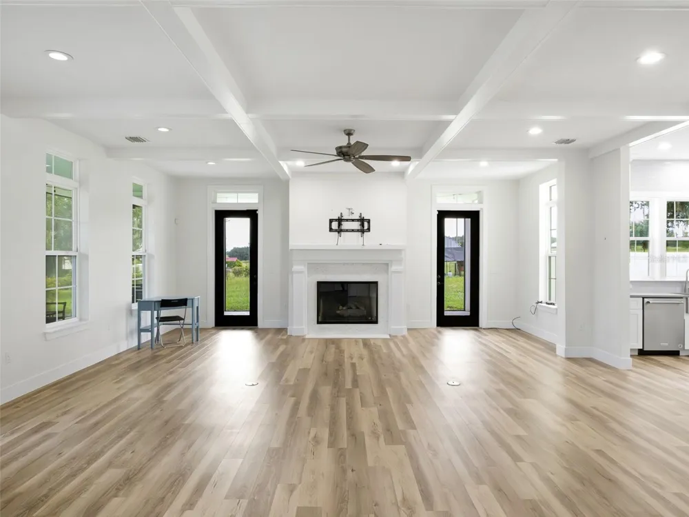 7956 LAKE NELLIE ROAD Clermont, FL 34714