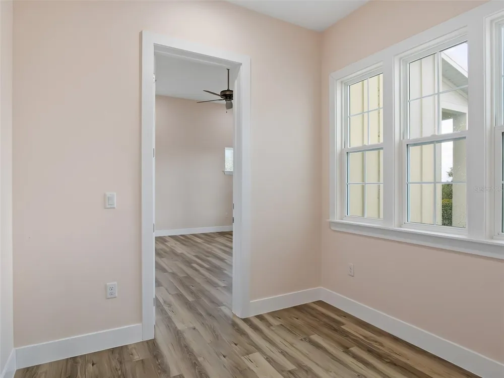 7956 LAKE NELLIE ROAD Clermont, FL 34714