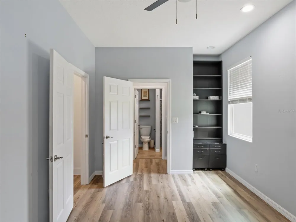 7956 LAKE NELLIE ROAD Clermont, FL 34714
