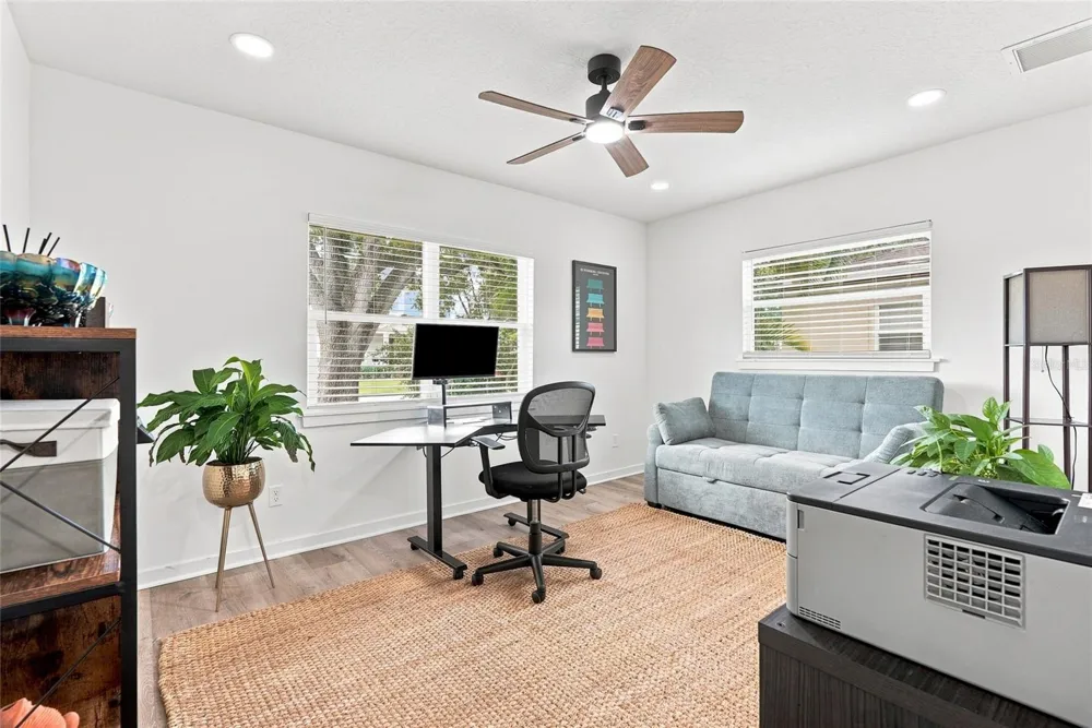 3230 MELTON STREET St Petersburg, FL 33704