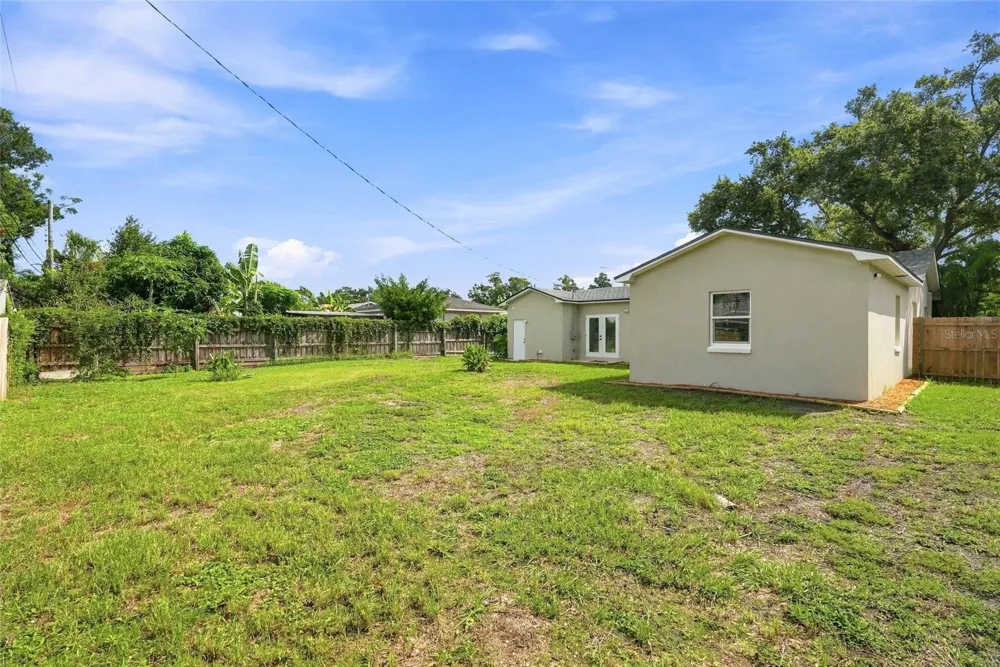 3230 MELTON STREET St Petersburg, FL 33704