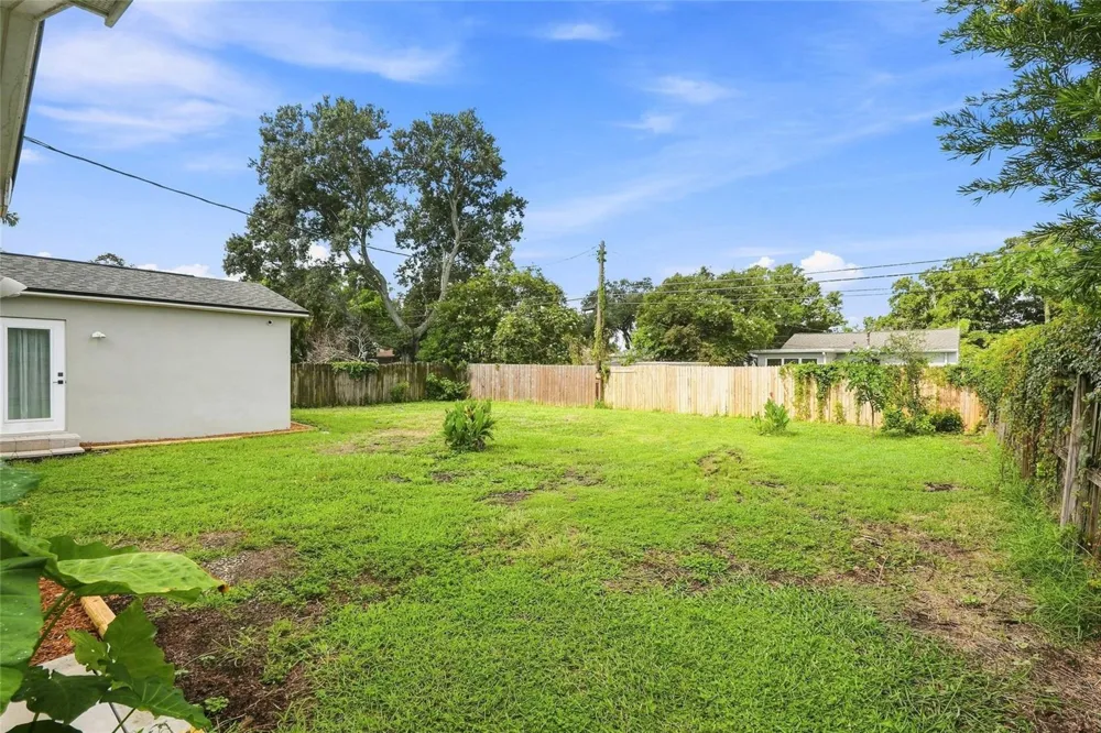 3230 MELTON STREET St Petersburg, FL 33704