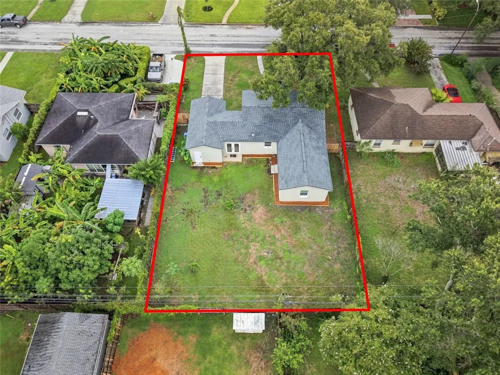 3230 MELTON STREET St Petersburg, FL 33704
