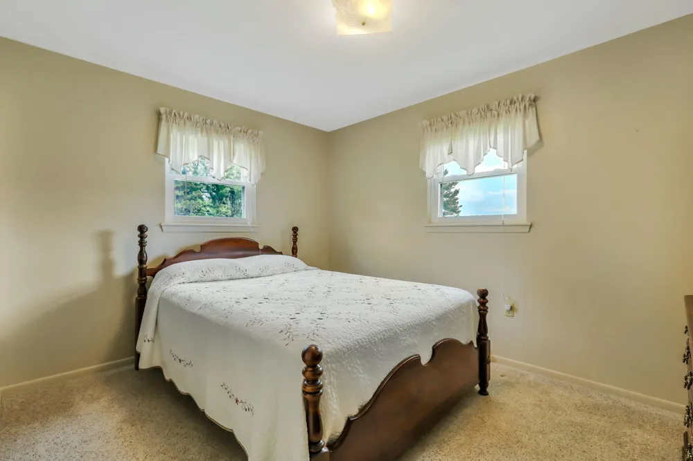 2233 Ives Road Leslie, MI 49251