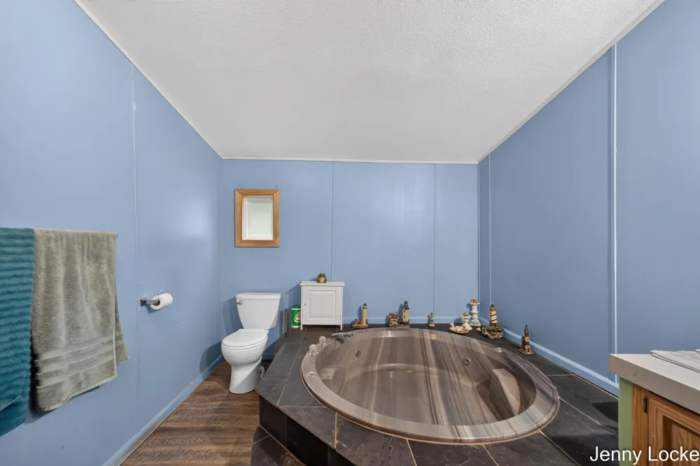 6165 Weber Road Whitehall, MI 49461