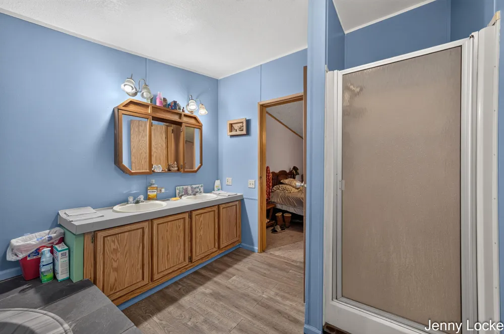 6165 Weber Road Whitehall, MI 49461