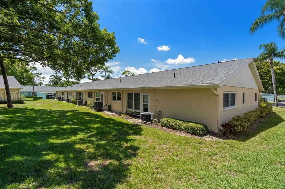 2465 NORTHSIDE DRIVE #2303 Clearwater, FL 33761