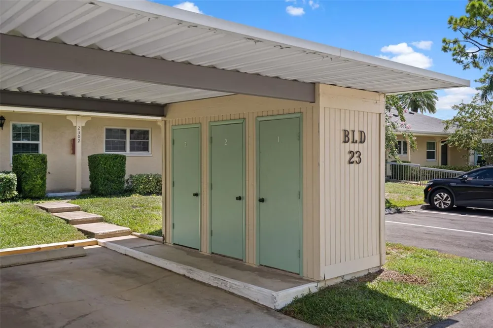 2465 NORTHSIDE DRIVE #2303 Clearwater, FL 33761