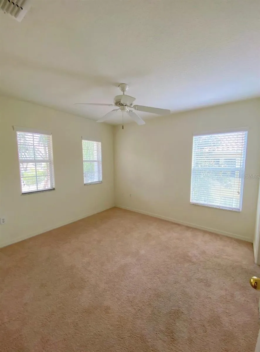 3048 SEAVIEW CASTLE DRIVE Kissimmee, FL 34746