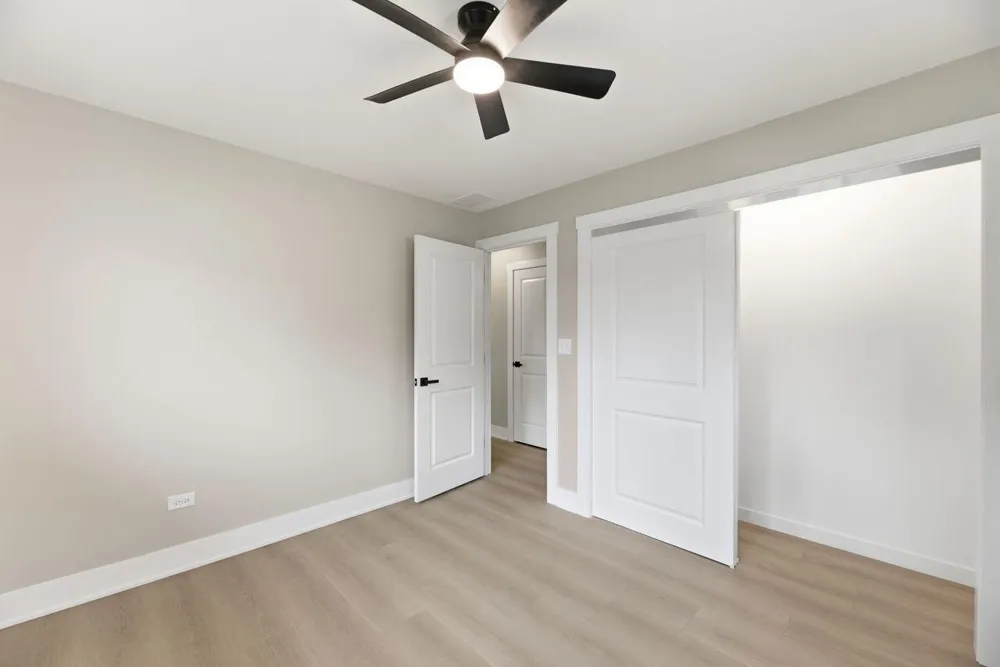 26 Eagle Street New Buffalo, MI 49117
