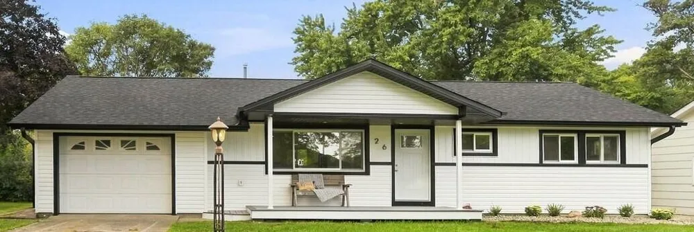 26 Eagle Street New Buffalo, MI 49117