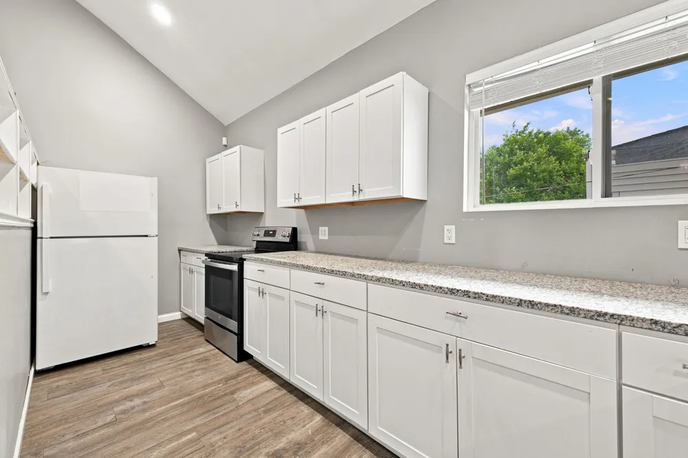 39 Cedarhurst Place Detroit, MI 48203