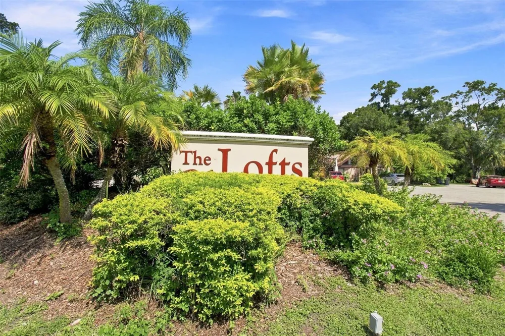 4130 MURIEL PLACE Tampa, FL 33614