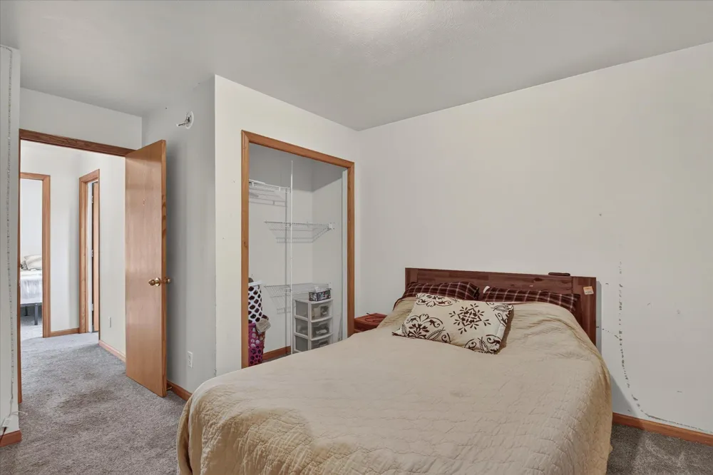 4512 Traxton Drive Hesperia, MI 49421