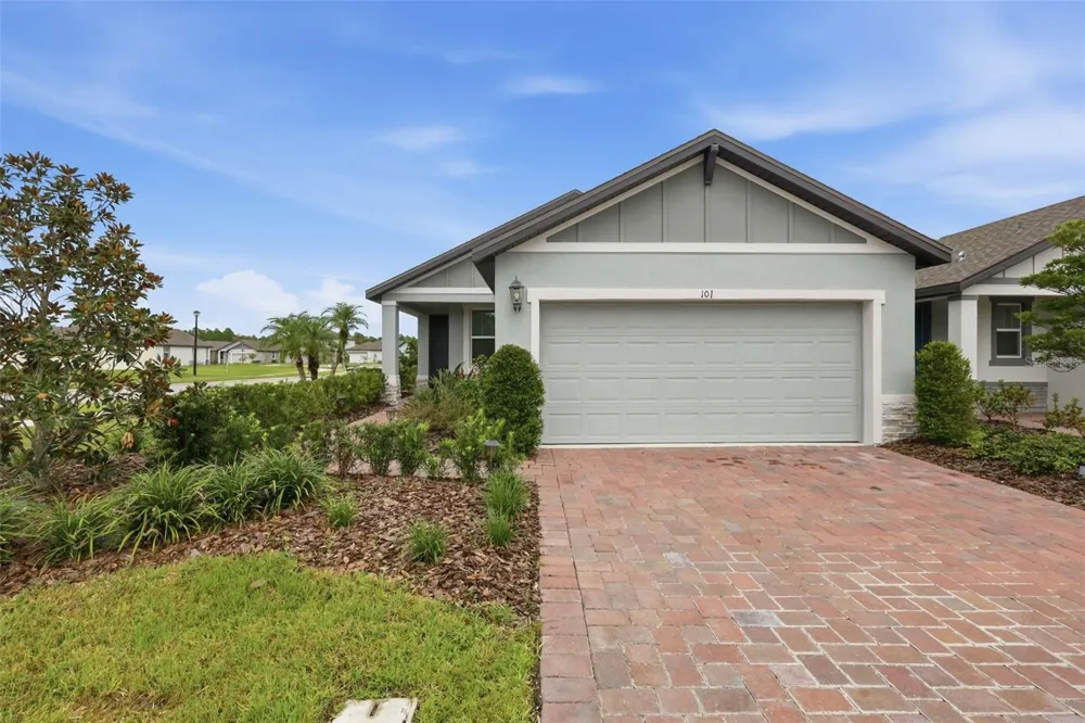 101 PITCHING WEDGE DRIVE Daytona Beach, FL 32124