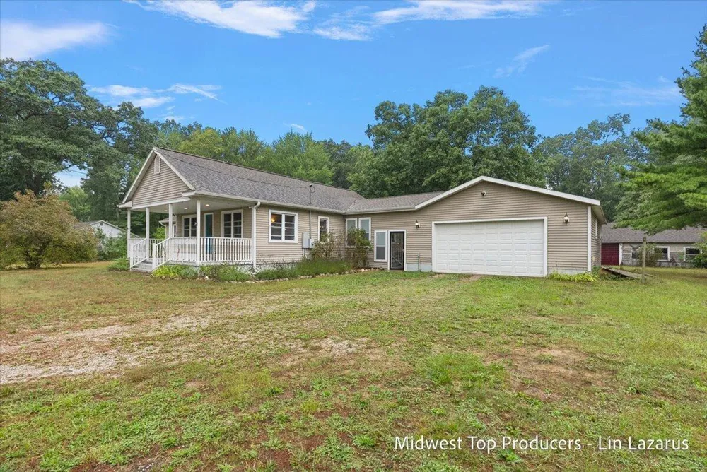 4568 Duck Lake Road Whitehall, MI 49461