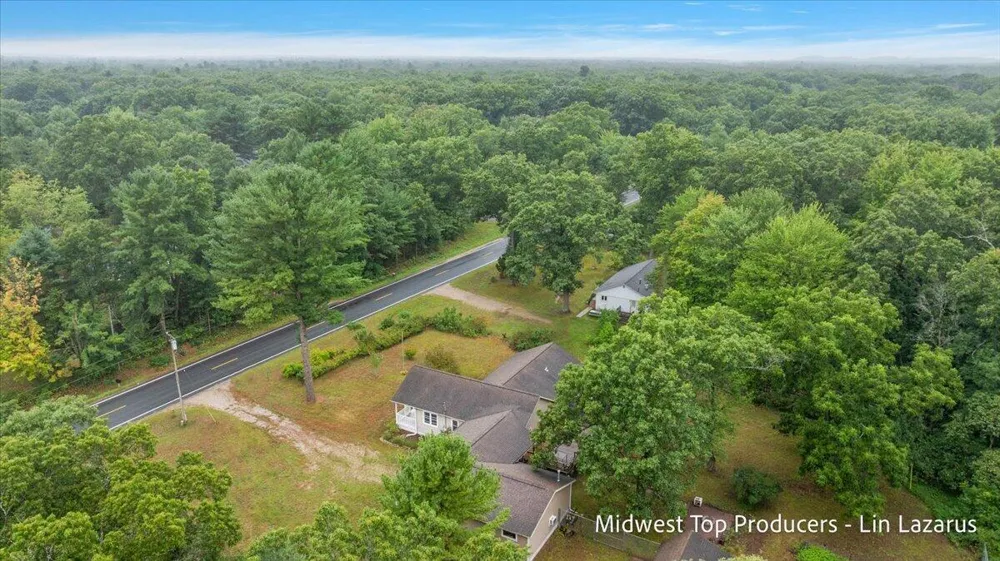 4568 Duck Lake Road Whitehall, MI 49461
