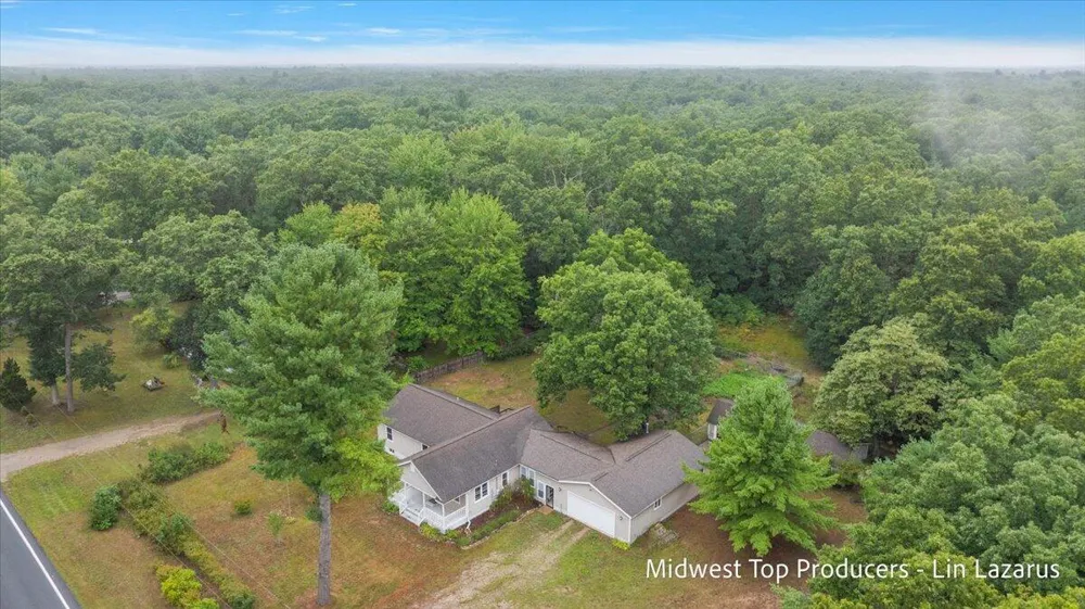 4568 Duck Lake Road Whitehall, MI 49461