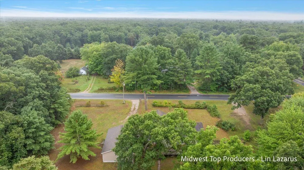 4568 Duck Lake Road Whitehall, MI 49461