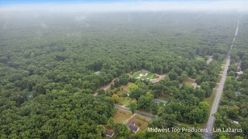 4568 Duck Lake Road Whitehall, MI 49461