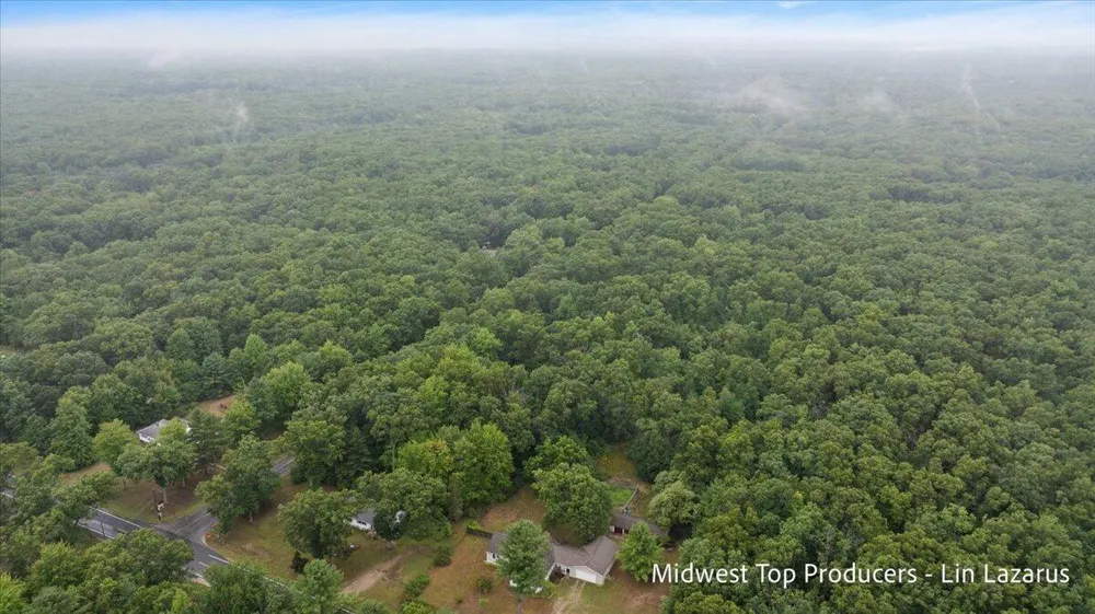 4568 Duck Lake Road Whitehall, MI 49461