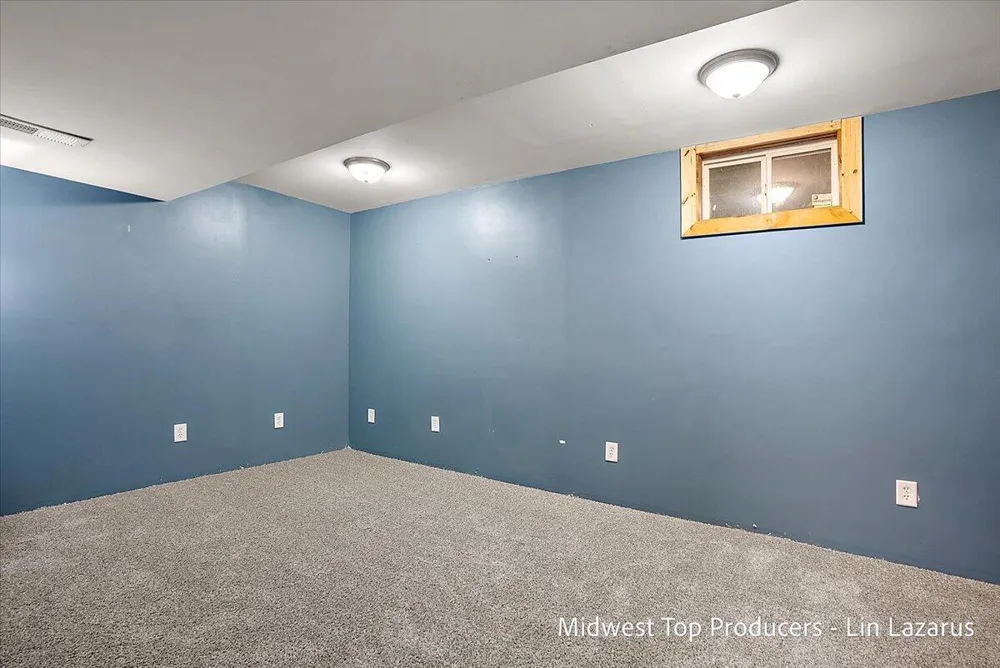 4568 Duck Lake Road Whitehall, MI 49461