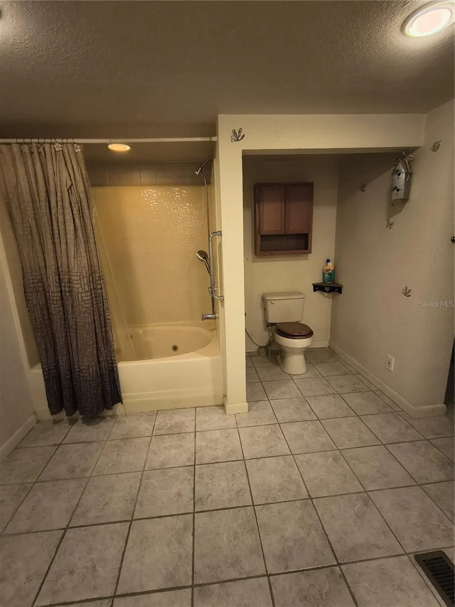 18250 CAUFIELD ROAD Spring Hill, FL 34610