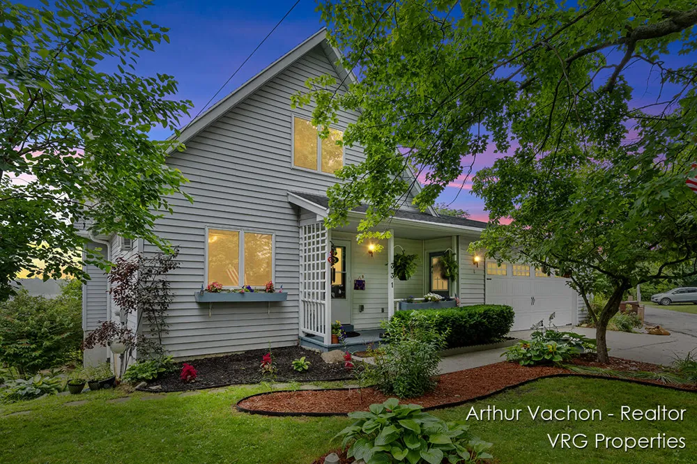 331 Conkey Drive Fenwick City, MI 48834