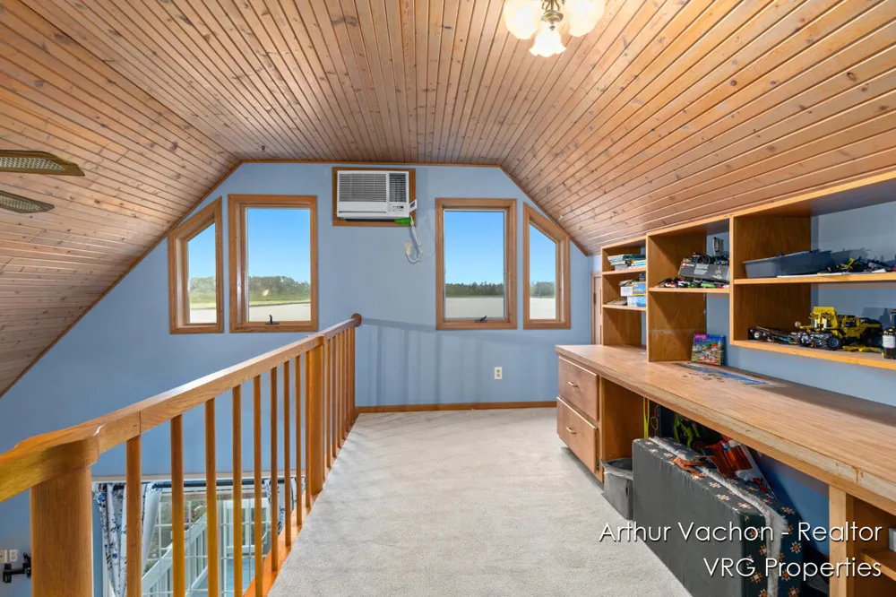331 Conkey Drive Fenwick City, MI 48834