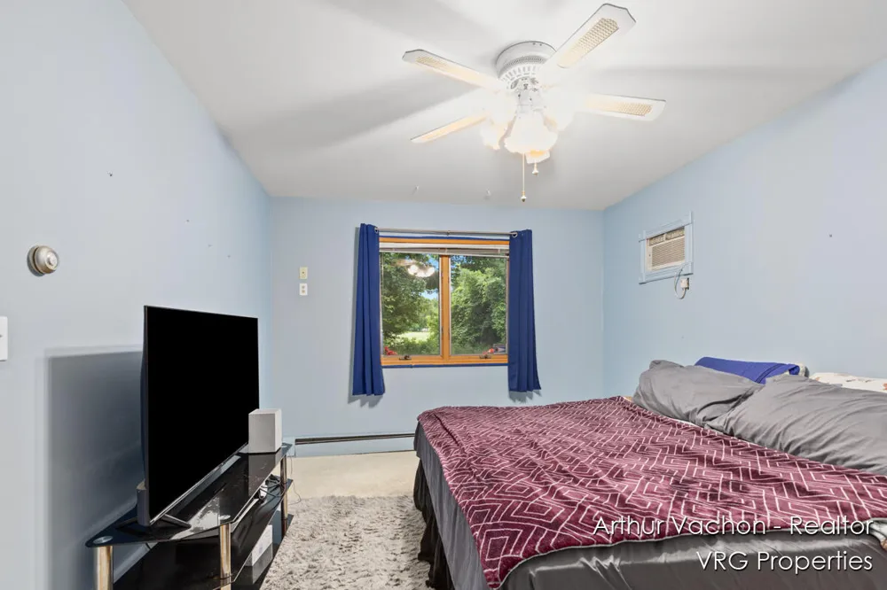 331 Conkey Drive Fenwick City, MI 48834