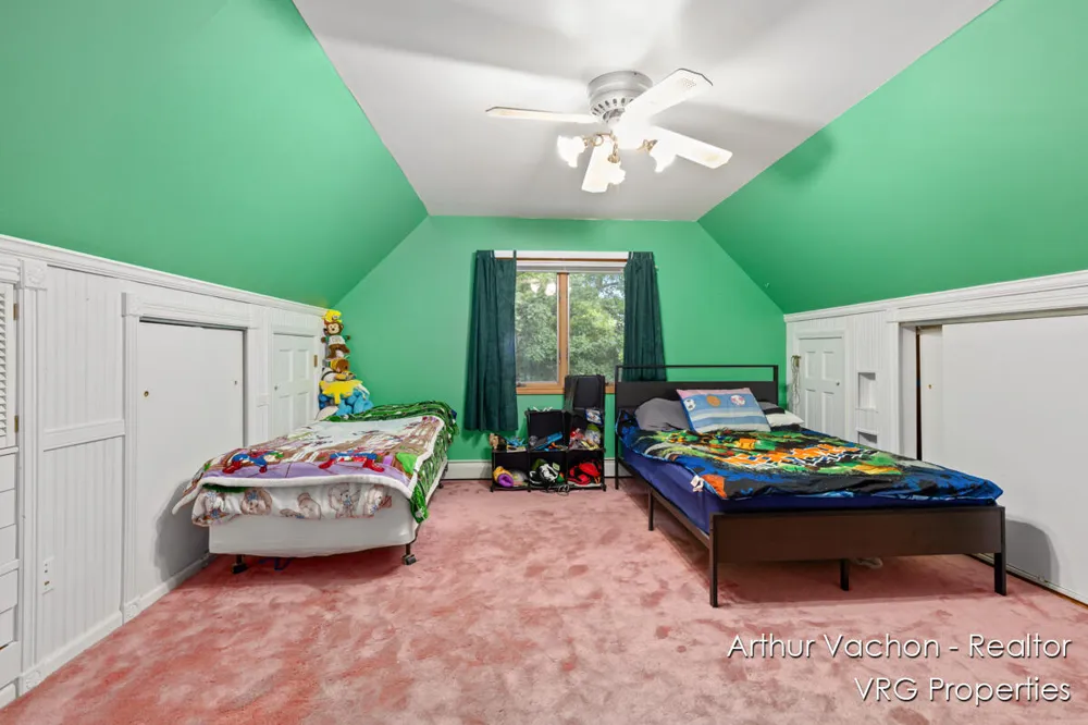 331 Conkey Drive Fenwick City, MI 48834