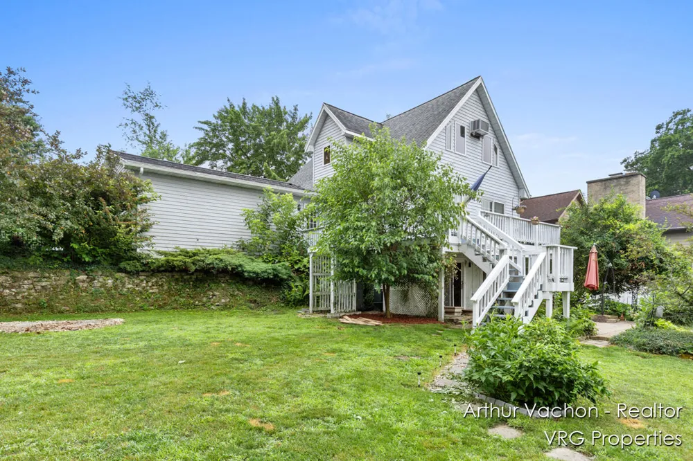 331 Conkey Drive Fenwick City, MI 48834