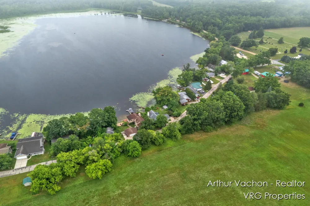 331 Conkey Drive Fenwick City, MI 48834