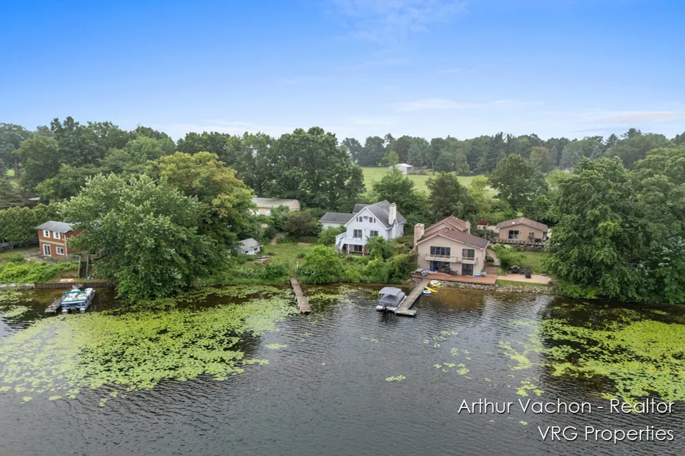 331 Conkey Drive Fenwick City, MI 48834