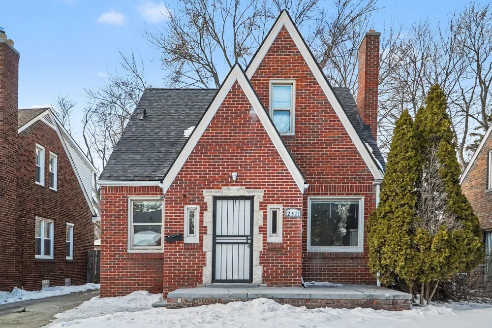 12511 Riad Street Detroit, MI 48224