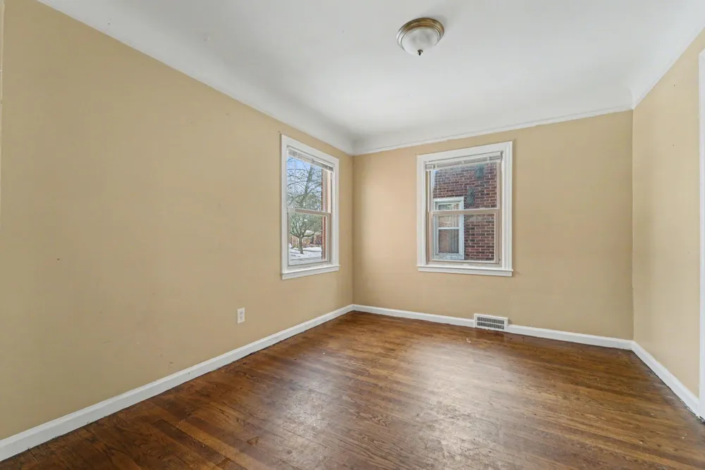 12511 Riad Street Detroit, MI 48224