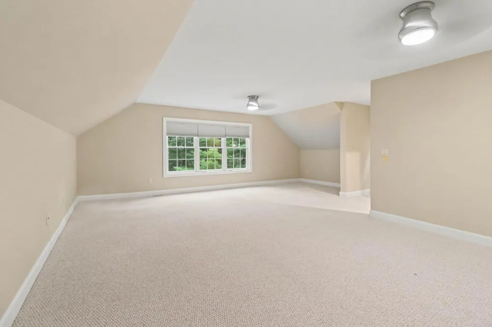 5439 Shawnee Road Pentwater, MI 49449