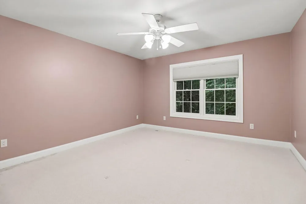 5439 Shawnee Road Pentwater, MI 49449