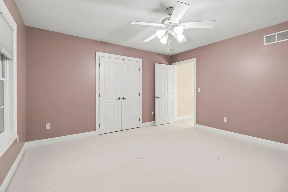 5439 Shawnee Road Pentwater, MI 49449